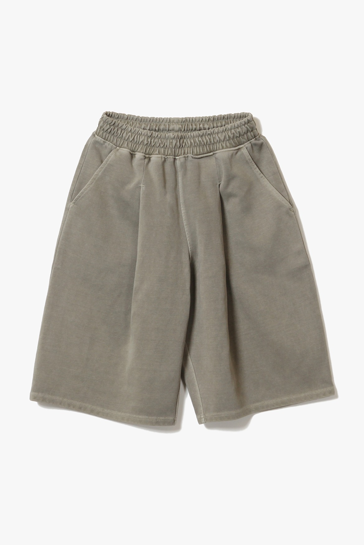 Deep One Tuck Pigment Sweat Shorts [Khaki]