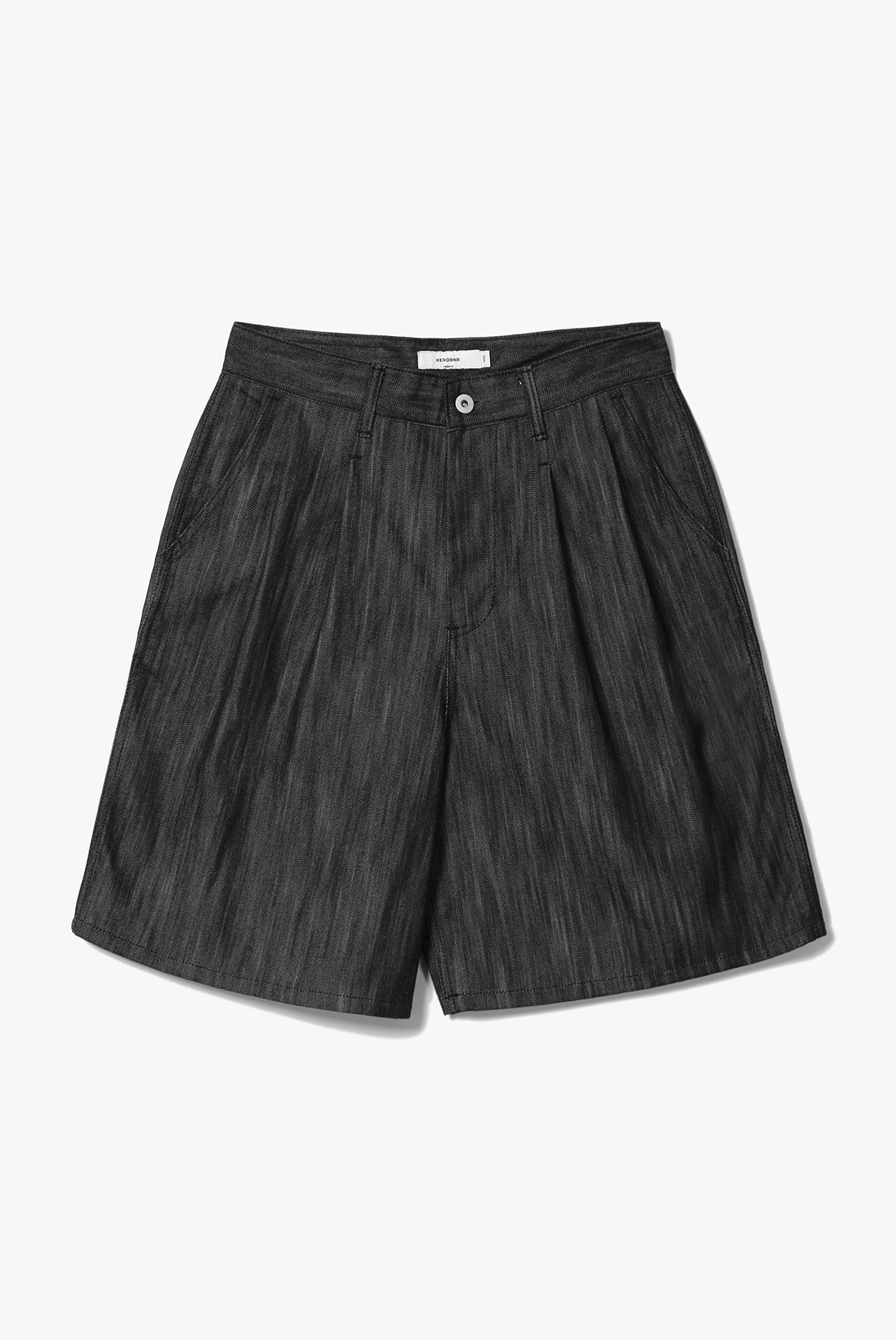 Clean Denim Bermuda Two Tuck Shorts [Black]