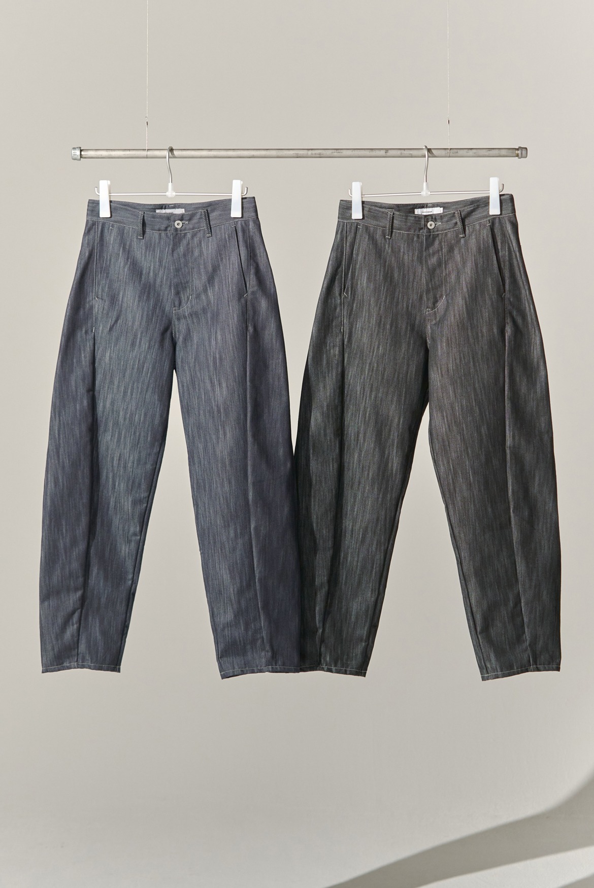 Clean Denim Vertical Curved Pants [2 Colors]
