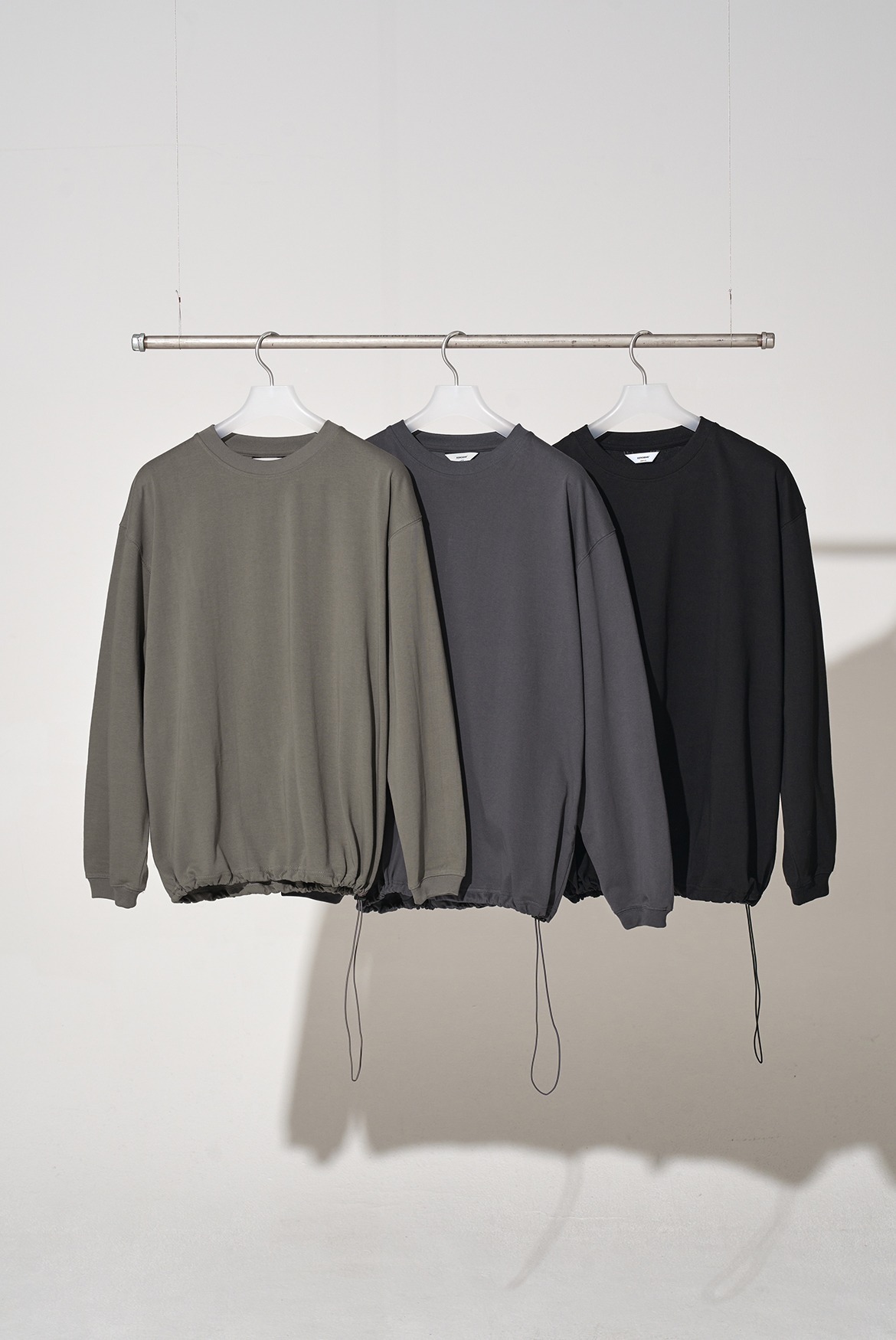 (10월 6일 예약배송) String Long Sleeve T-Shirts [3 Colors]